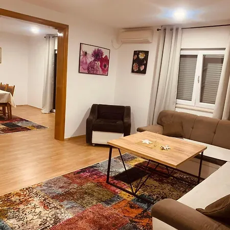 Yugo Apartment Mostar